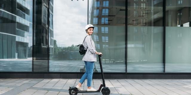 Les constructeurs adoptent la trottinette